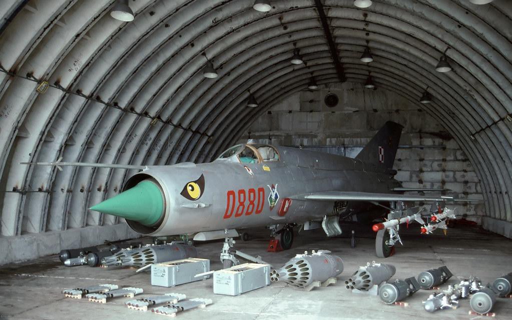 Việt Nam từng biên chế số lượng lớn MiG-21Bis, phiên bản mạnh ngang F-16 của Mỹ - Ảnh 3.