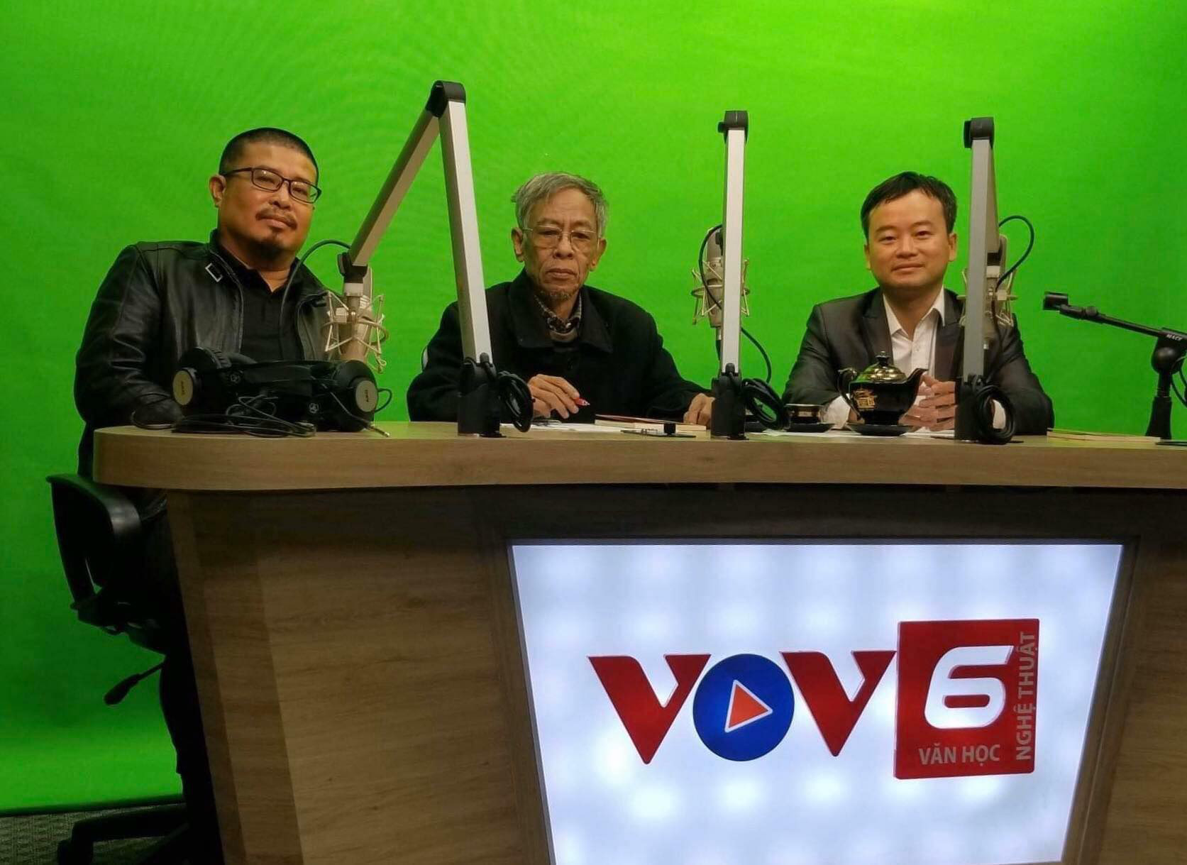 Hoàng Nhuận Cầm - người đọc thơ mê đắm nhất Việt Nam  - Ảnh 3.