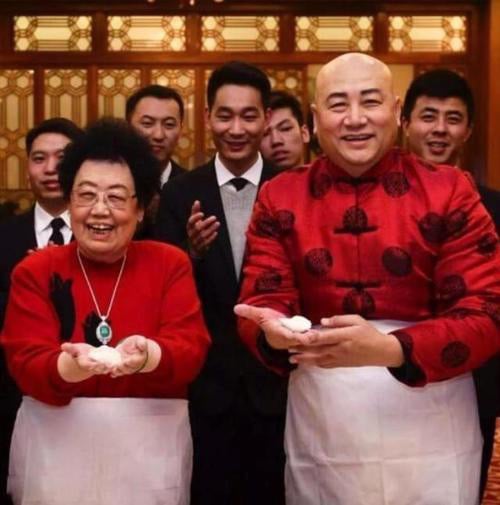 Khối tài sản khổng lồ và chuyện tình 30 năm của &quot;Đường Tăng&quot; Trì Trọng Thụy - Ảnh 11.