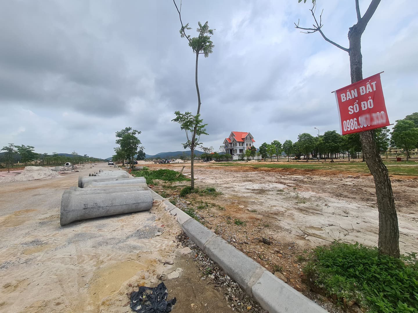 Nở rộ dự án bất động sản bán &quot;lúa non&quot;, nhiều địa phương &quot;cảnh báo&quot; gấp - Ảnh 3.