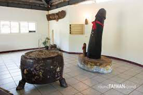 Những điểm đến độc lạ xứ Đài: Đền thờ “của quý” và chợ đêm có các món ăn hình “nhạy cảm” - Ảnh 3.