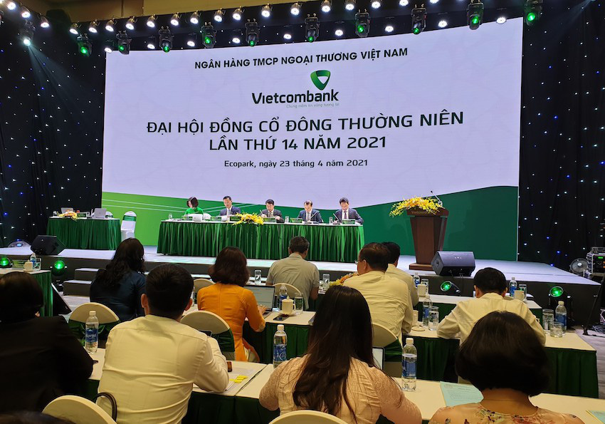 Quý I lãi 8.000 tỷ, Vietcombank đặt mục tiêu “thận trọng dù có dư địa rất tích cực” - Ảnh 1.