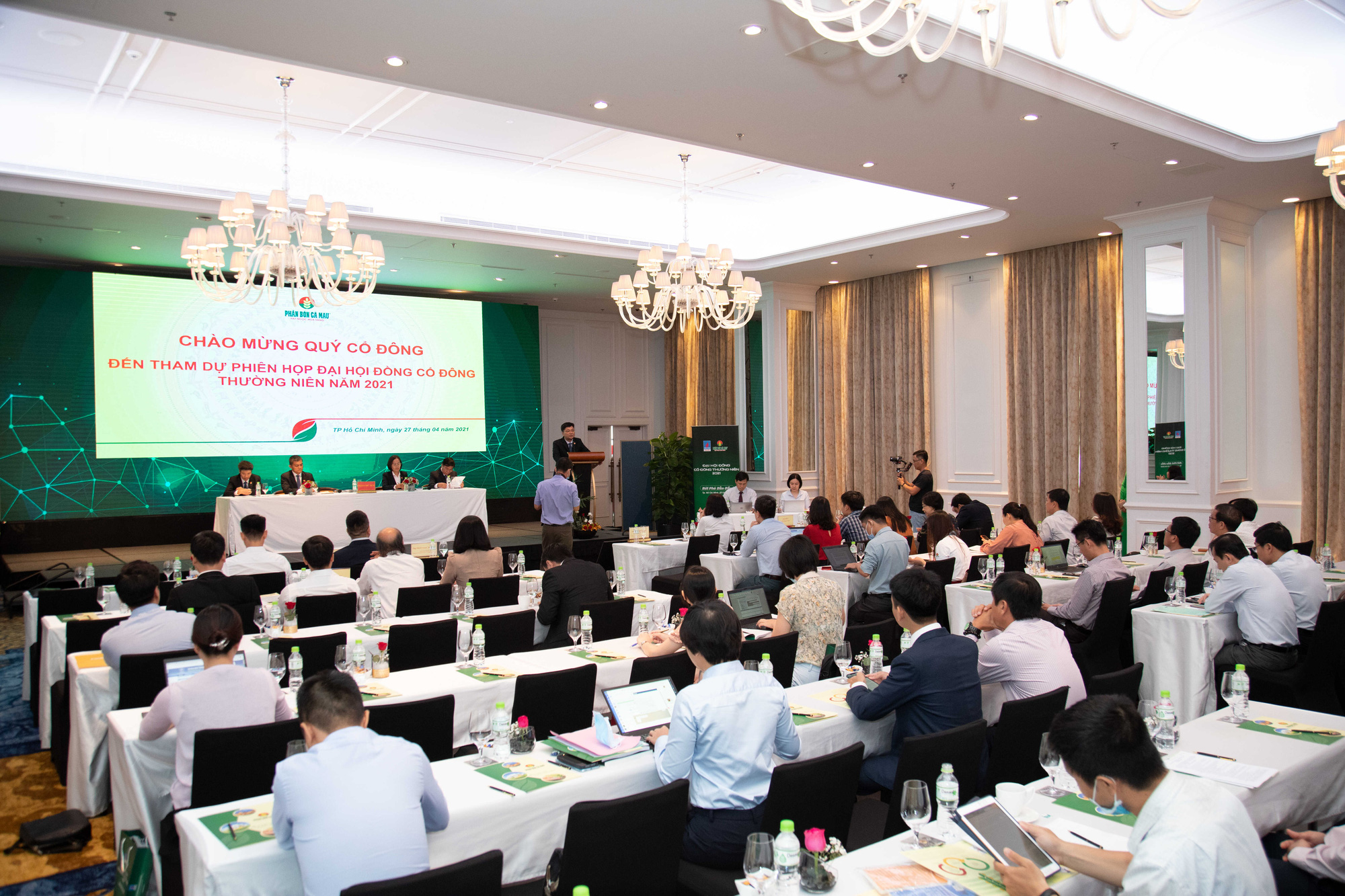 Vượt qua Covid-19, PVCFC đạt doanh thu kỷ lục, lợi nhuận tăng 55% - Ảnh 1.