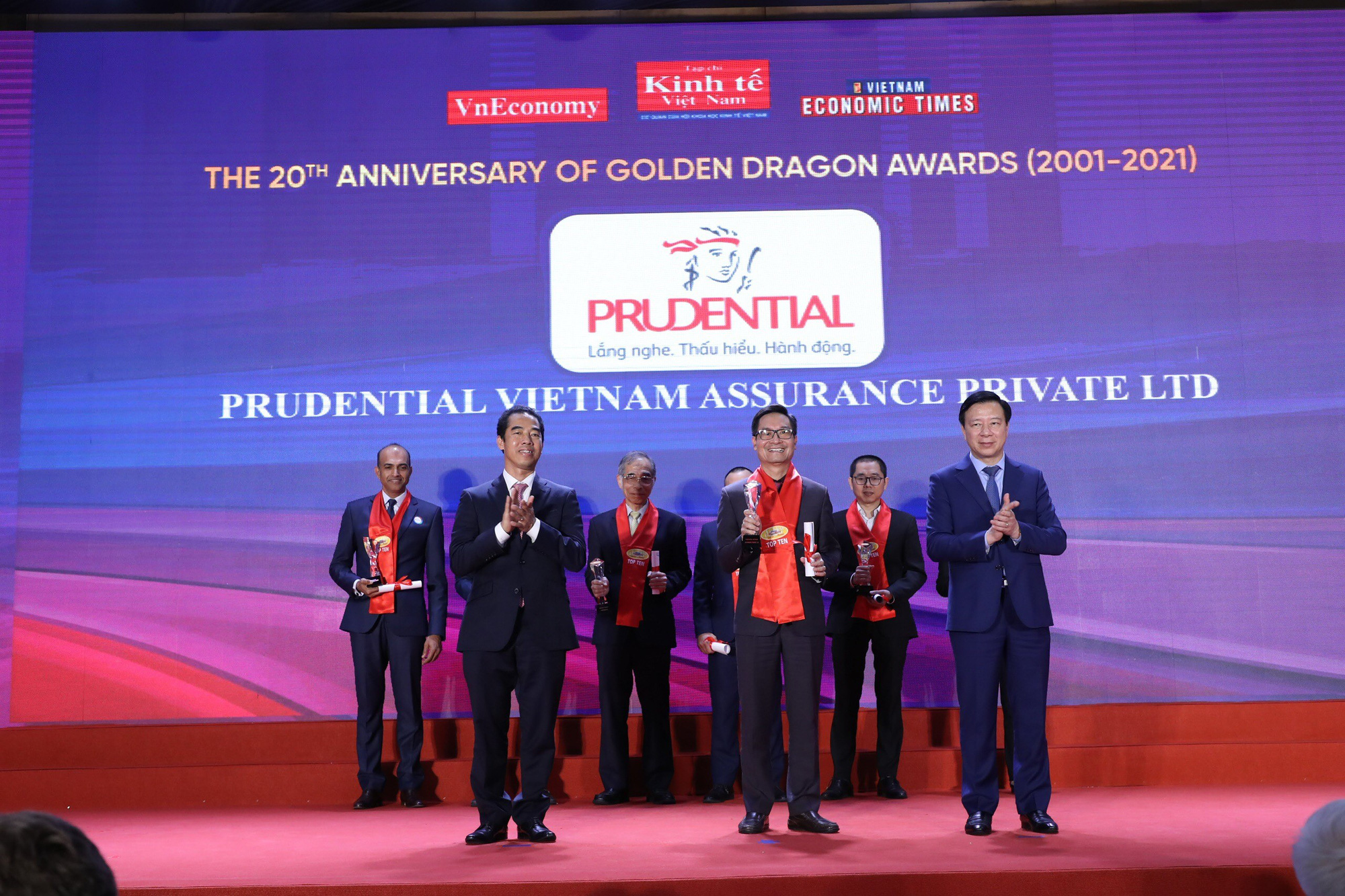 Prudential là công ty bảo hiểm duy nhất thuộc Top 10 doanh nghiệp FDI phát triển bền vững - Ảnh 1.