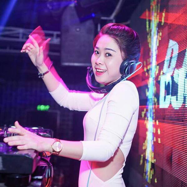 Nhan sắc nữ DJ xinh đẹp vừa chia tay diễn viên Hùng Thuận &quot;Đất phương Nam&quot; - Ảnh 2.