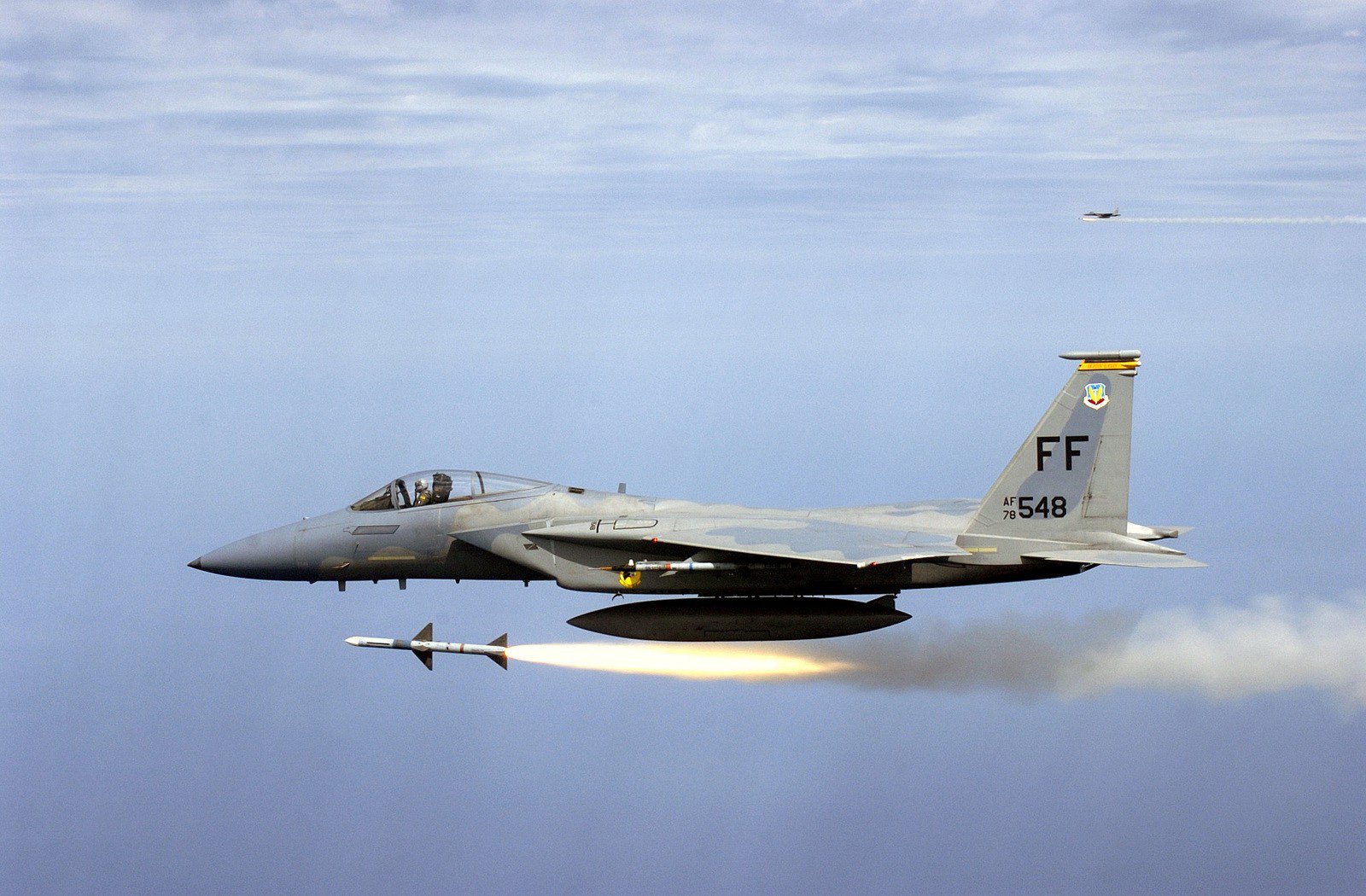 Tiêm kích Su-27 Nga và F-15 Mỹ đối đầu, ai là kẻ chiến thắng? - Ảnh 13.