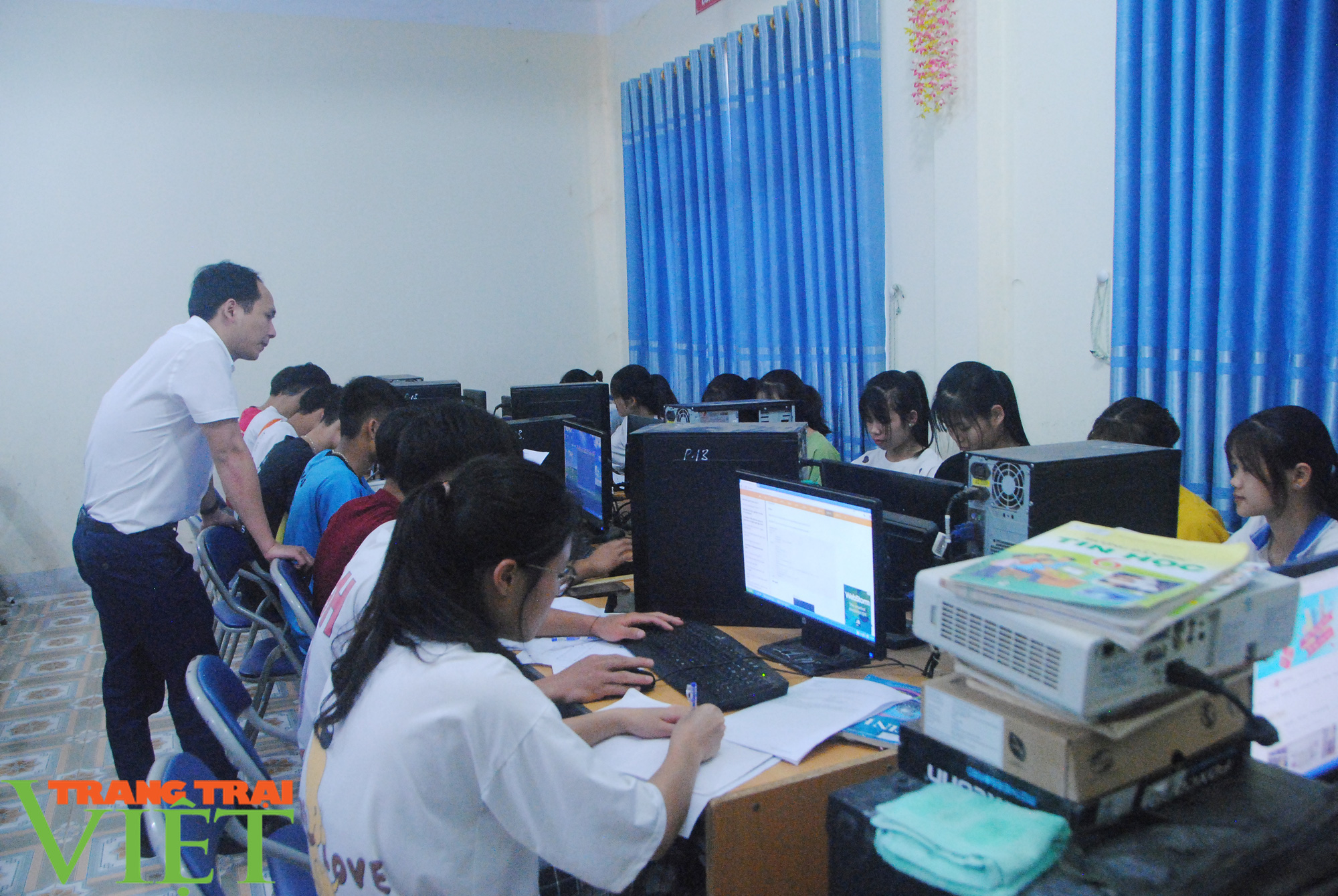 Trường PTDT Nội trú: Nơi chắp cánh ước mơ cho học sinh dân tộc - Ảnh 2. Trường PTDT Nội trú: Nơi chắp cánh ước mơ cho học sinh dân tộc - Ảnh 2.
