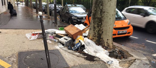 Rác ngập đường thủ đô hoa lệ Paris, dân bức xúc yêu cầu giải cứu - Ảnh 7.