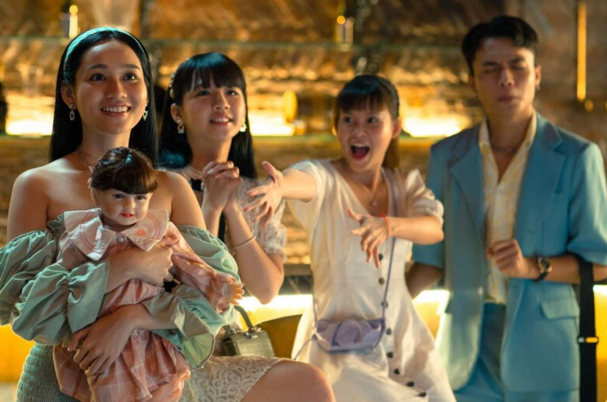 Top 3 phim Việt có doanh thu cao nhất dịp lễ 30/4 - 1/5 - Ảnh 1.