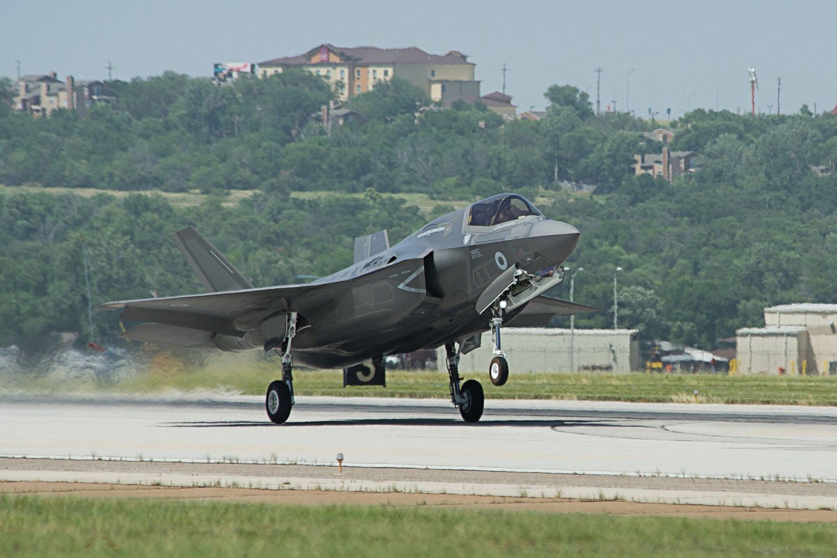 Tiêm kích F-35B có thực sự xứng đáng với cái giá 101,3 triệu USD? - Ảnh 9.