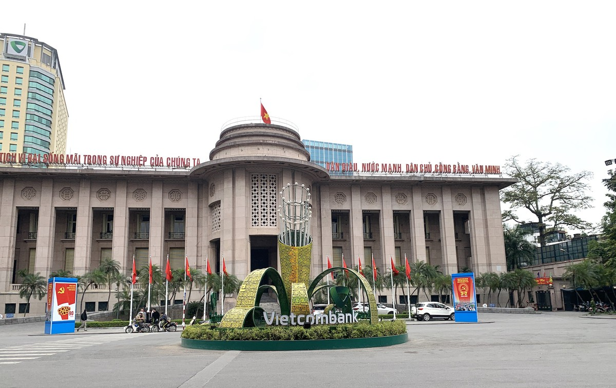 Tổng Bí thư Nguyễn Phú Trọng dự Lễ kỷ niệm 70 năm thành lập ngành Ngân hàng Việt Nam - Ảnh 5.