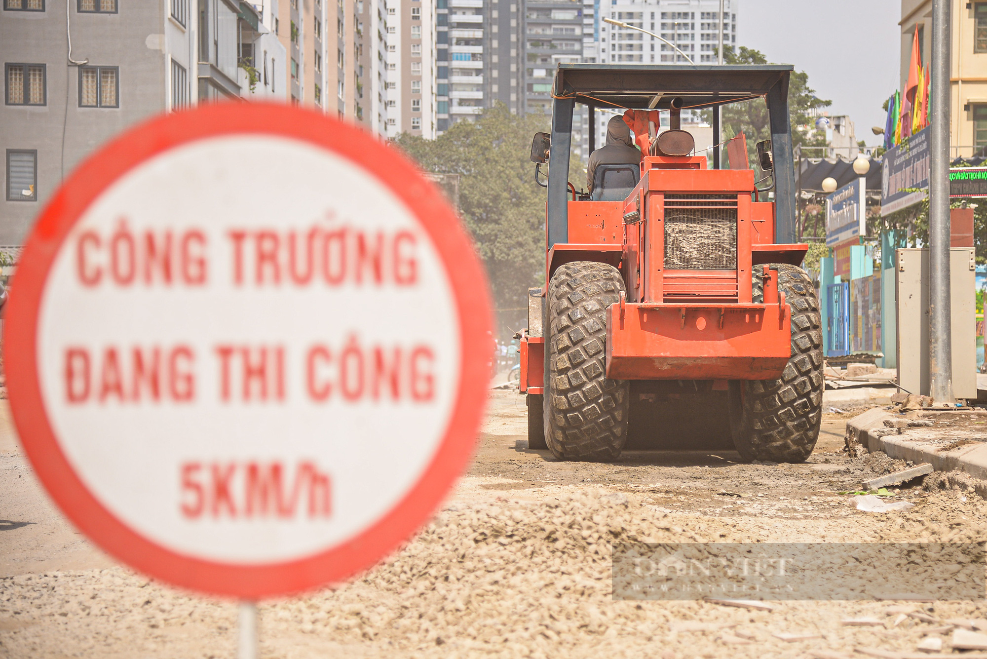 Hà Nội: Dự án đường Vũ Trọng Phụng tăng tốc thi công nhằm đảm bảo tiến độ bàn giao - Ảnh 6.
