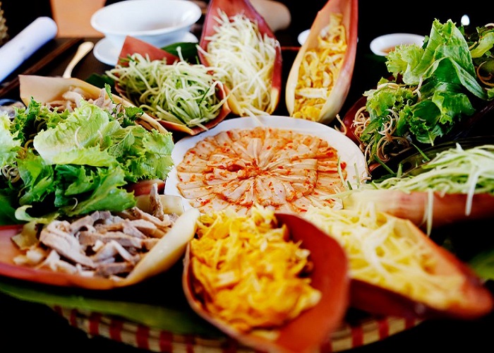 Lẩu giấy, lẩu cá lạp xạp, lẩu tả pí lù và loạt đặc sản lẩu có một không hai chỉ có ở Việt Nam - Ảnh 5.
