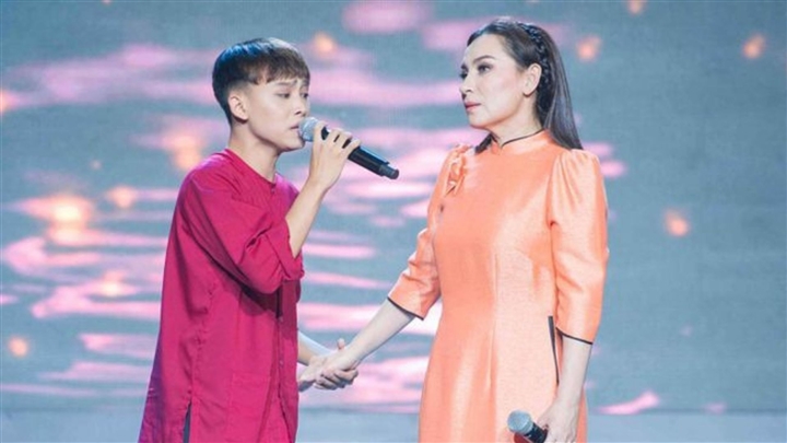 Hồ Văn Cường: &quot;Con còn nhiều điều dang dở chưa nói với mẹ Phi Nhung&quot; - Ảnh 1.
