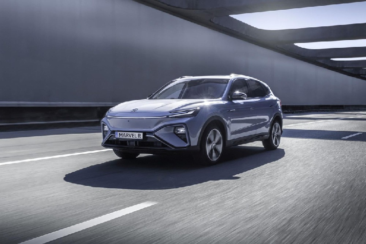 MG Marvel R Electric 2022 ra mắt với 3 phiên bản, giá bán bao nhiêu? - Ảnh 2.