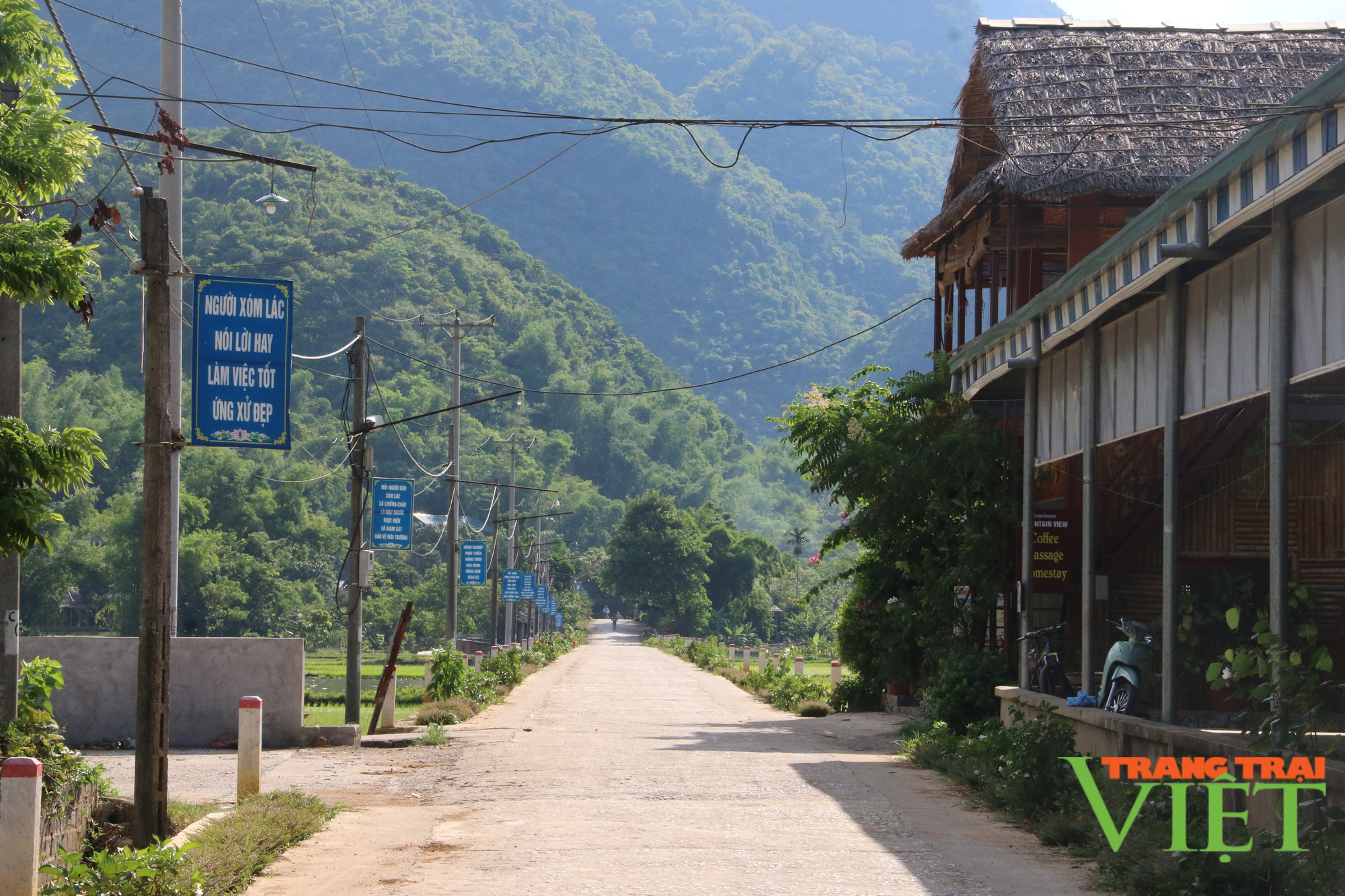 Mai Châu giữ gìn môi trường sạch đẹp gắn với phát triển du lịch cộng đồng - Ảnh 5. Mai Châu giữ gìn môi trường sạch đẹp gắn với phát triển du lịch cộng đồng - Ảnh 5.