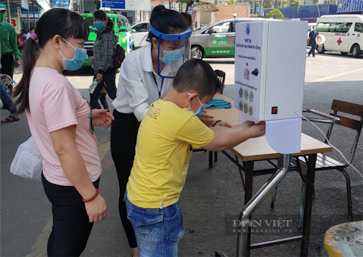 Tiêm vaccine Covid-19 cho trẻ em: Mừng và lo - Ảnh 3.