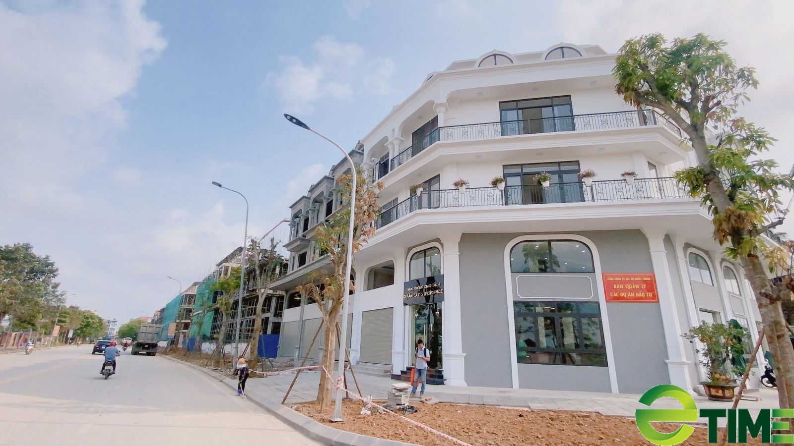 Hà Nội: Giao dịch nhà ở thấp tầng rơi xuống mức thấp kỷ lục - Ảnh 3. Hà Nội: Giao dịch nhà ở thấp tầng rơi xuống mức thấp kỷ lục - Ảnh 3.