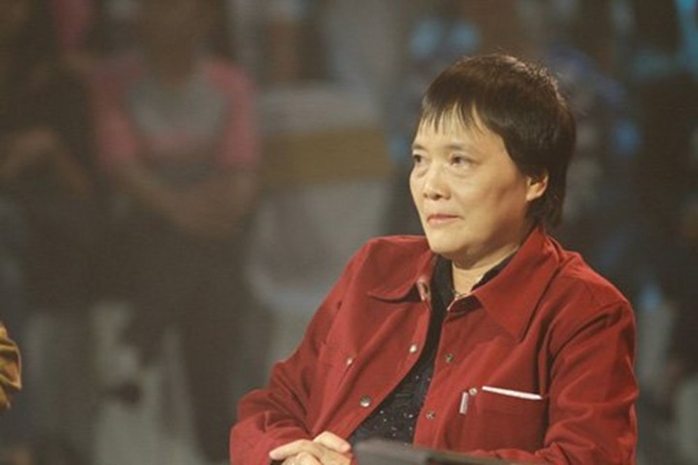 Tiến sỹ Đoàn Hương: &quot;Clip trôi nổi trên mạng là sự cắt ghép thô bỉ và trái phép&quot; - Ảnh 1.