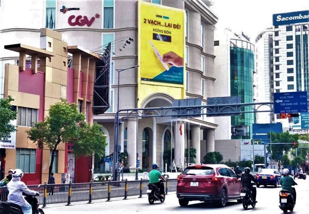 TopZone là… chuỗi bán hàng “táo mẻ” - Ảnh 2.