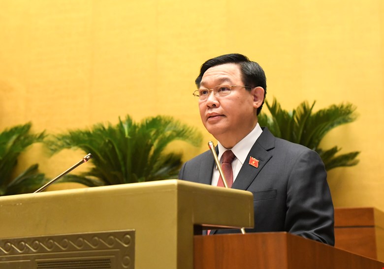Chủ tịch Quốc hội: Kinh tế vĩ mô còn tiềm ẩn rủi ro - Ảnh 1.