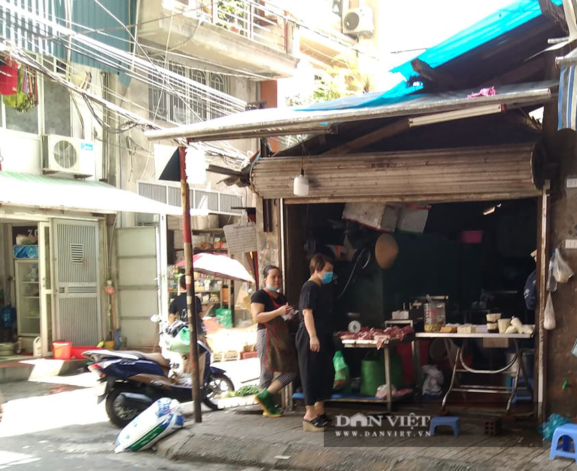 Quận Ba Đình (Hà Nội): Phường thừa nhận dân lấn chiếm đất công nhưng vẫn “tạo điều kiện” cho sử dụng - Ảnh 1.