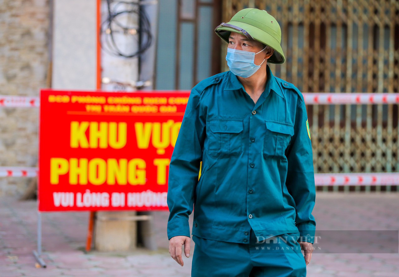 Hà Nội: Chùm ca nhiễm Covid-19 có nhiều cán bộ Công an, toà án huyện Quốc Oai có đáng lo ngại? - Ảnh 2.
