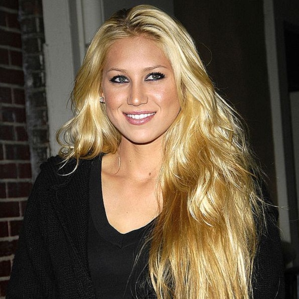 Anna Kournikova: &quot;Nữ thần&quot; tennis một thời, đẹp hơn Sharapova - Ảnh 3.