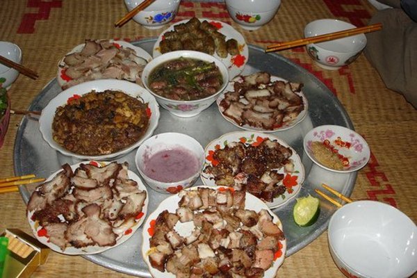 Quan niệm sai lầm &quot;bữa ăn phải có thịt&quot; - Ảnh 1.