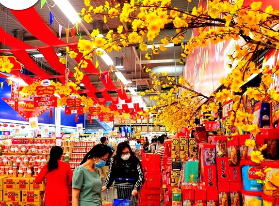 Dự báo xu hướng mua sắm Tết đến sớm hơn - Ảnh 1.