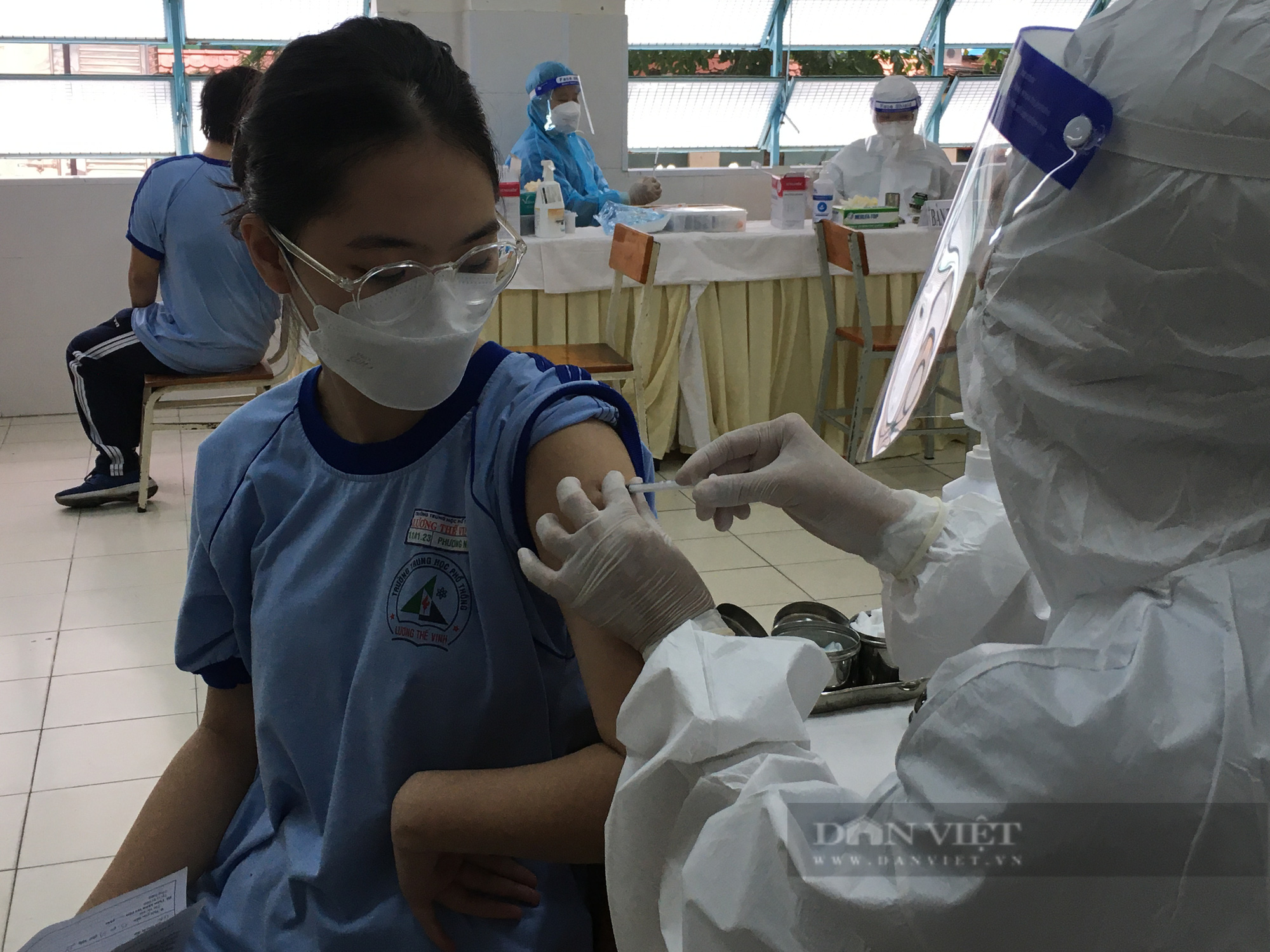 TP.HCM: Nhiều học sinh hoãn tiêm vaccine Covid-19 do từng là F0 khỏi bệnh - Ảnh 3.