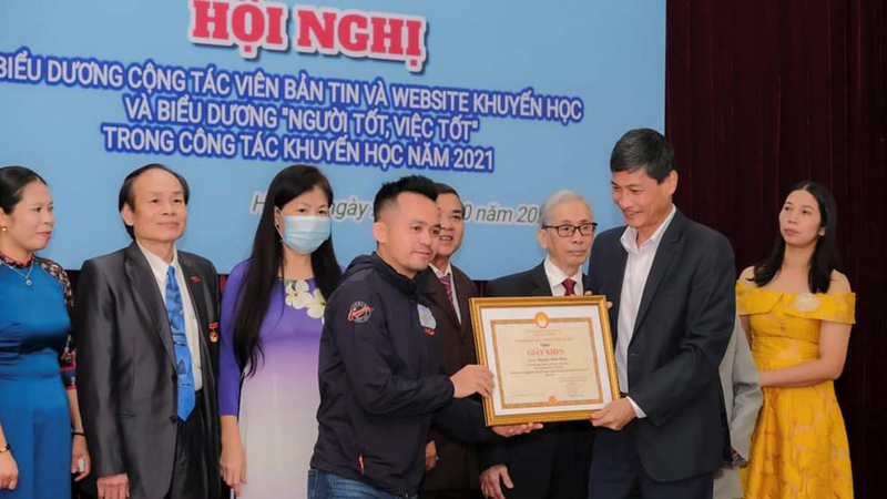 Bất ngờ với nam sinh trường ĐH Sư phạm Hà Nội 2 từng giành hàng chục huy chương Taekwondo - Ảnh 1. Bất ngờ với nam sinh trường ĐH Sư phạm Hà Nội 2 từng giành hàng chục huy chương Taekwondo - Ảnh 1.
