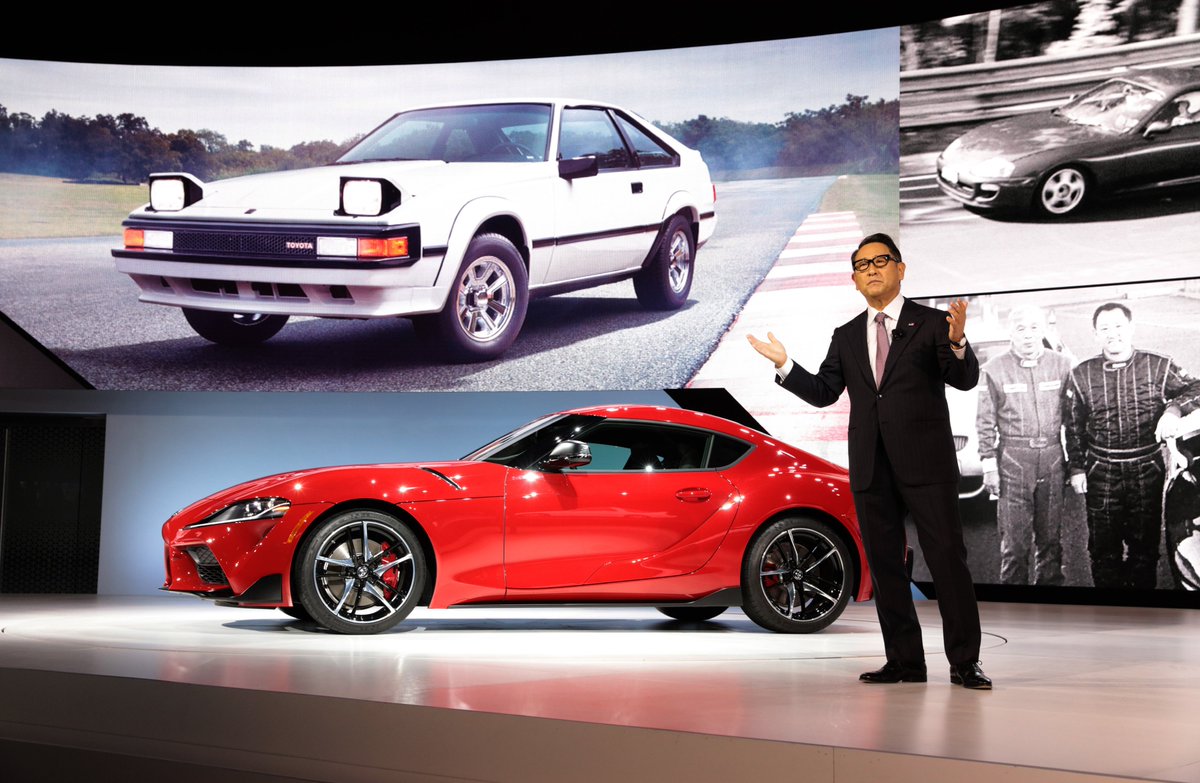 Giám đốc điều hành Toyota nói rằng chuyển ngạch qua xe điện hoàn toàn sẽ làm mất hàng triệu việc làm. Ảnh: @AFP.