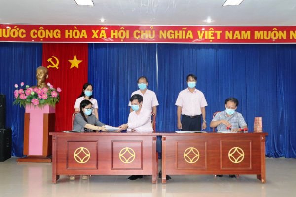 Khánh Hòa: 9 doanh nghiệp được vay vốn trả lương cho người lao động - Ảnh 1. Khánh Hòa: 9 doanh nghiệp được vay vốn trả lương cho người lao động - Ảnh 1.