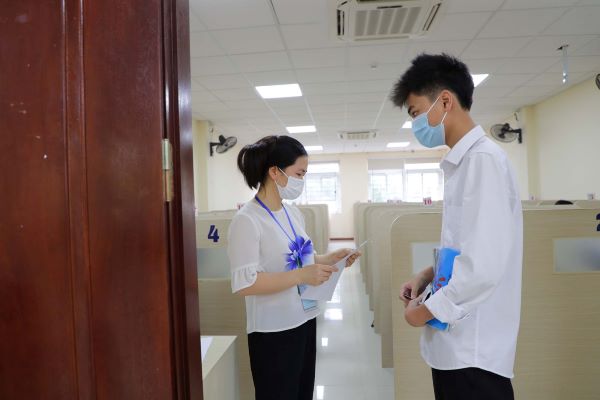 Các trường đại học top đầu dự kiến tuyển sinh 2022 thế nào? - Ảnh 1.
