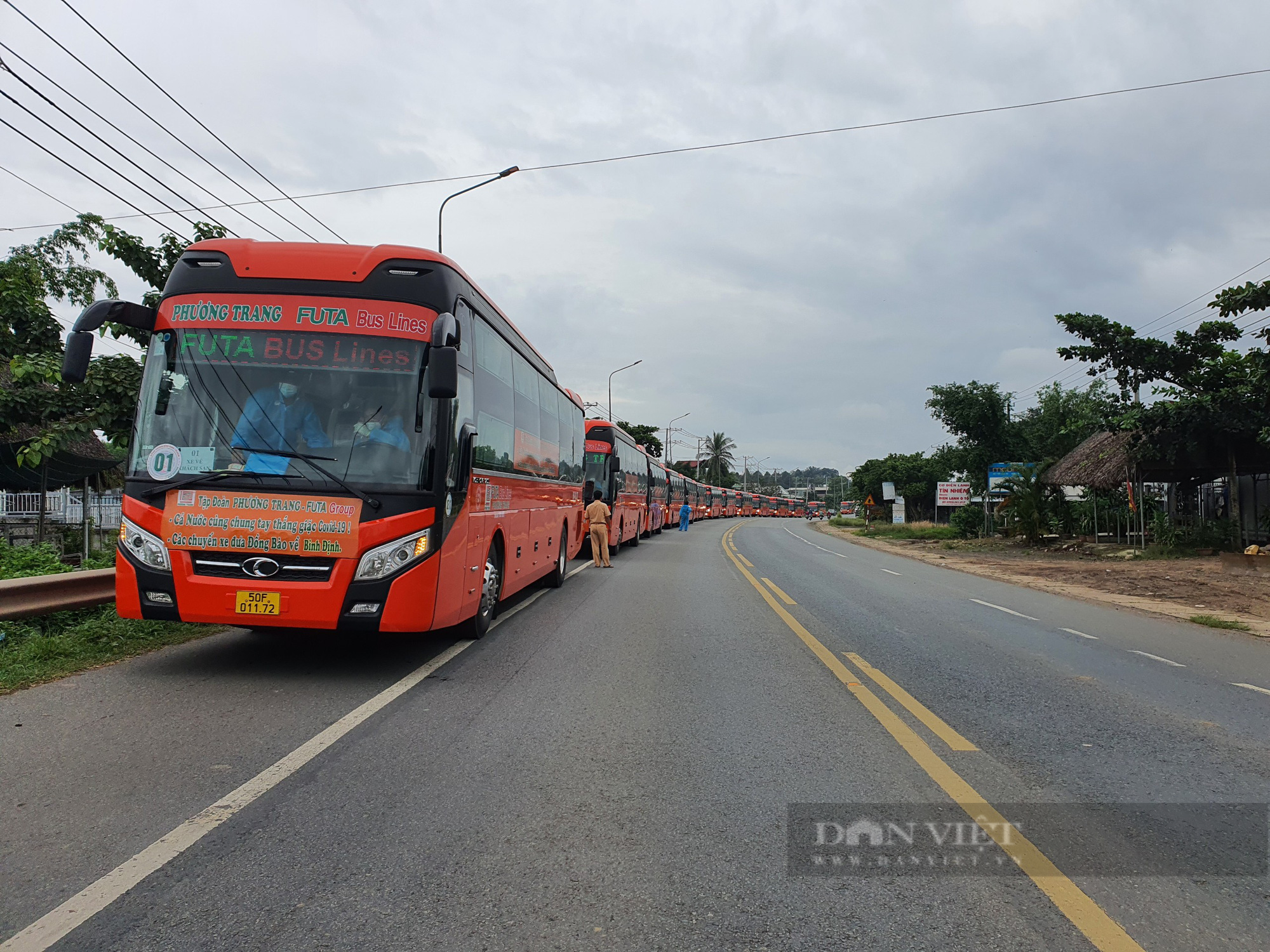 'Về quê, có cháo ăn cháo, có rau ăn rau' nhưng sẽ ấm lòng, bớt vất vả cho bà con - Ảnh 8.