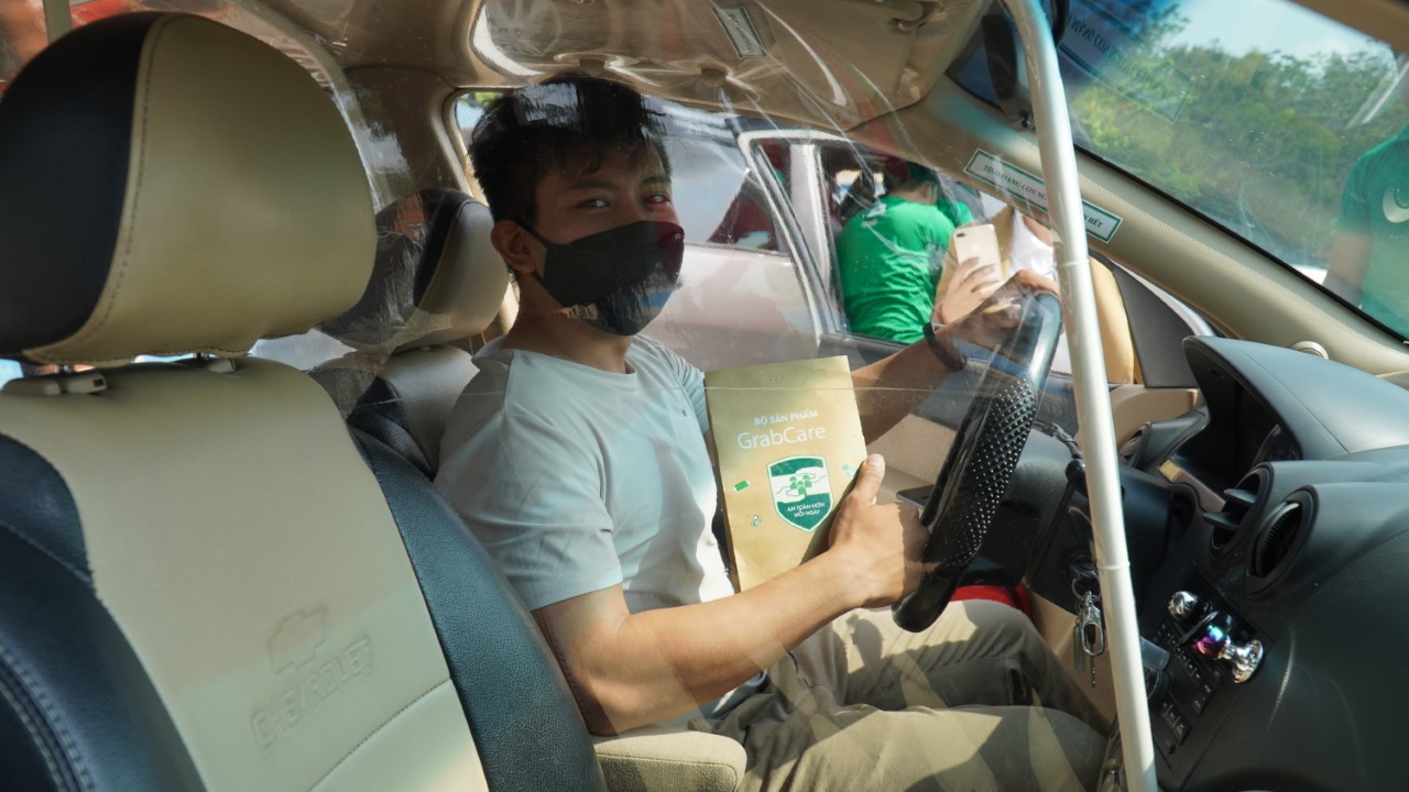 Grab ra mắt dịch vụ GrabCar Protect tại TP.HCM - Ảnh 1.