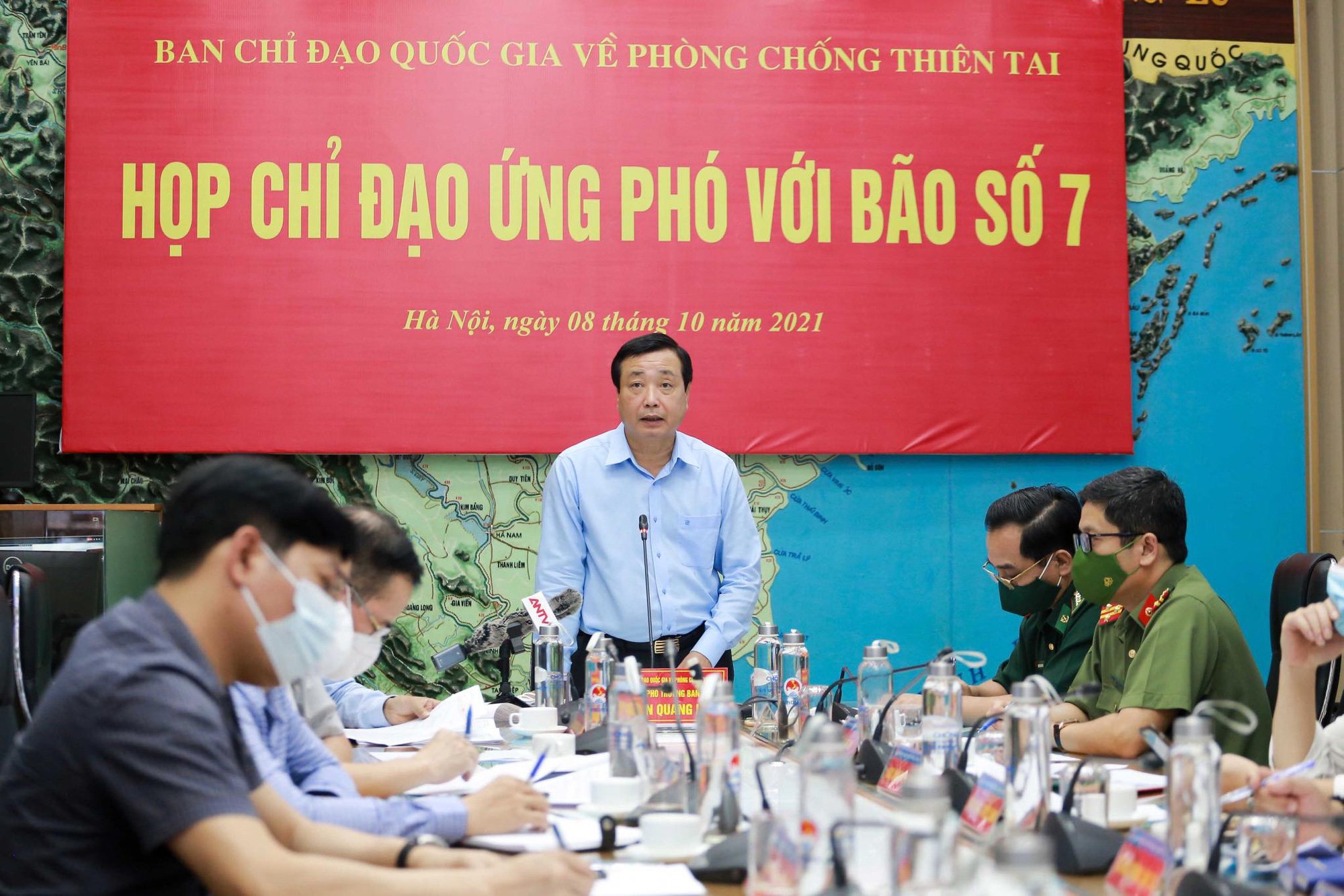 Bão số 7 đổi hướng vào Bắc bộ, Ban Chỉ đạo phòng chống thiên tai khẩn cấp lên phương án nóng - Ảnh 4.