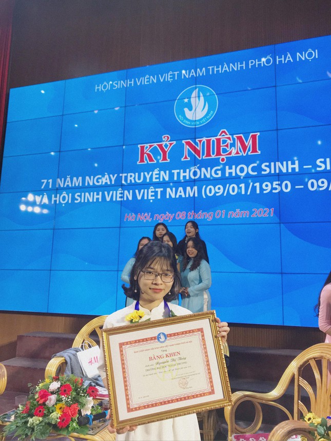 Nữ sinh Ngoại thương đạt 4 học bổng Thạc sĩ toàn phần trước khi ra trường - Ảnh 9.