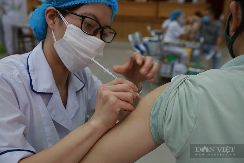 Bộ Y tế phê duyệt có điều kiện vaccine Covid-19 thứ 9 tại Việt Nam - Ảnh 2. Bộ Y tế phê duyệt có điều kiện vaccine Covid-19 thứ 9 tại Việt Nam - Ảnh 2.