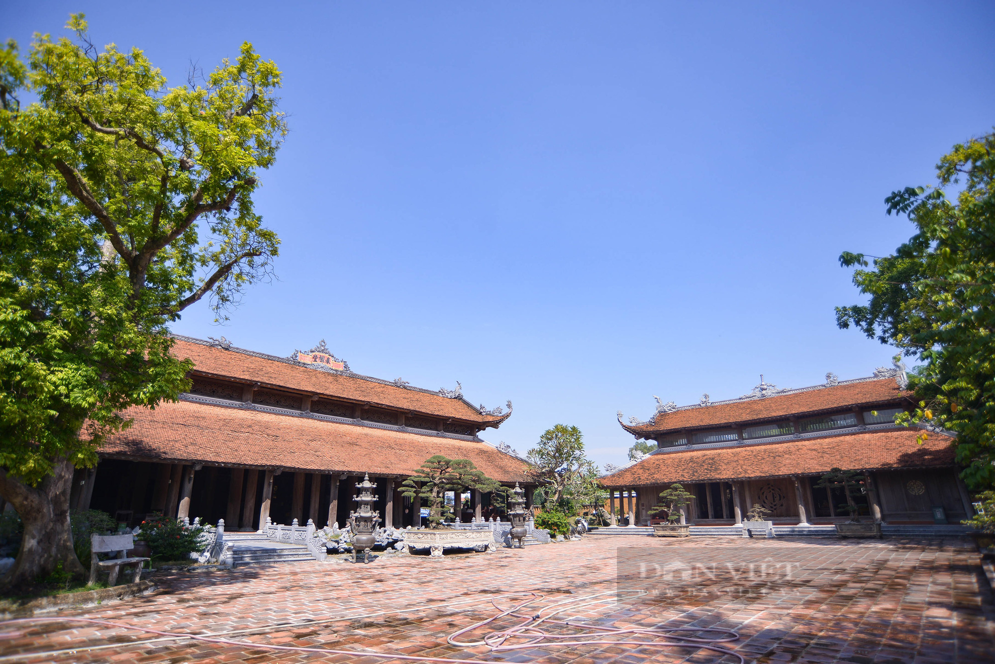 Khám phá vẻ đẹp cổ kính nơi được mệnh danh là ' báu vật cổ' của mảnh đất ngàn năm văn hiến - Ảnh 2.