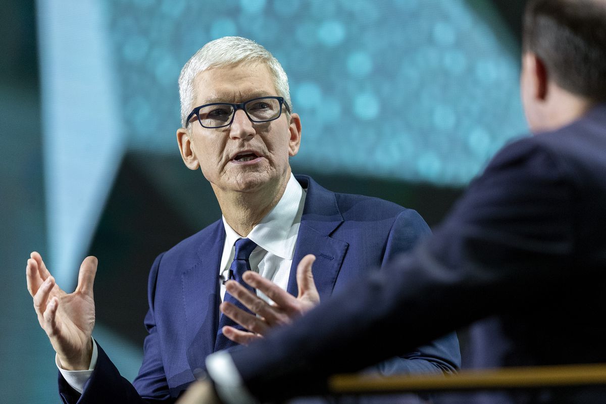 Tim Cook đã đầu tư cá nhân vào tiền điện tử, nhưng Apple không có kế hoạch làm như vậy. Ảnh: @AFP.