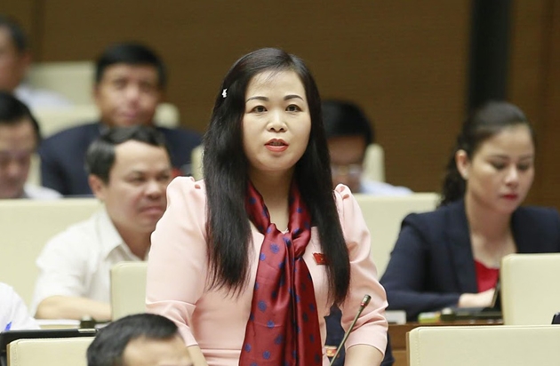 ĐBQH chất vấn: Chậm giải ngân đầu tư công, địa phương và trung ương có “đùn đẩy” trách nhiệm? - Ảnh 1.