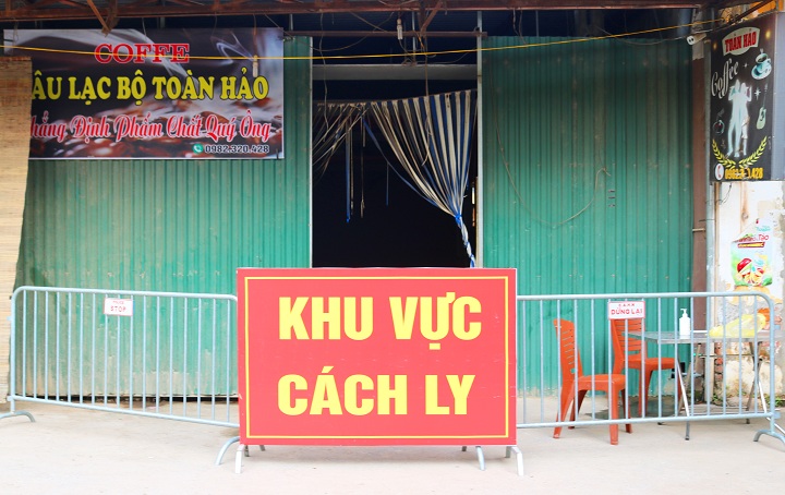 Hà Nội: Ổ dịch &quot;Cà phê Câu lạc bộ Toàn Hảo&quot; lên 29 ca nhiễm trong 2 ngày - Ảnh 1.