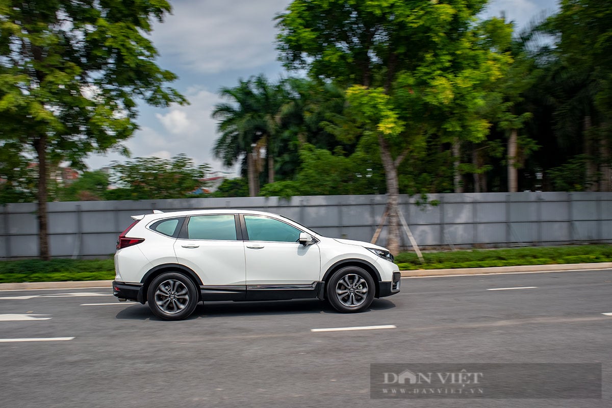 Giá xe Honda CR-V lăn bánh tháng 11/2021, ưu đãi đại lý cả trăm triệu đồng - Ảnh 2.