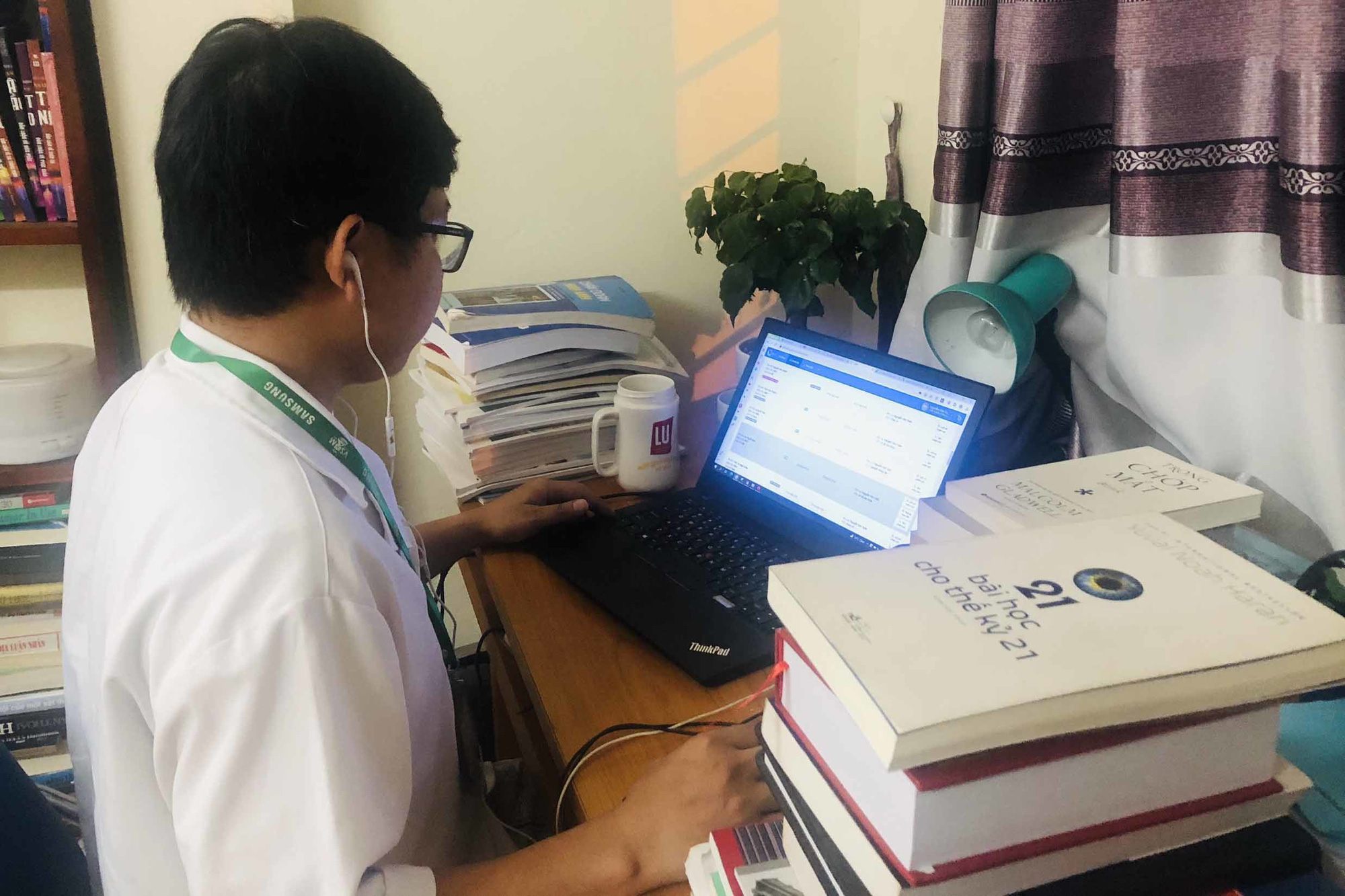 Bí thư TP.HCM: Chưa nắm hết được mầm bệnh Covid-19 trong cộng đồng - Ảnh 3.