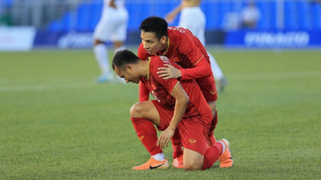 Trọng Hoàng và Hùng Dũng có cơ hội tham dự AFF Cup. Ảnh: SPORT