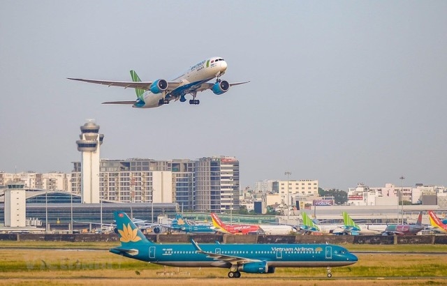 Đề xuất bay nội địa trở lại bình thường từ tháng 12 - Ảnh 1. Đề xuất bay nội địa trở lại bình thường từ tháng 12 - Ảnh 1.