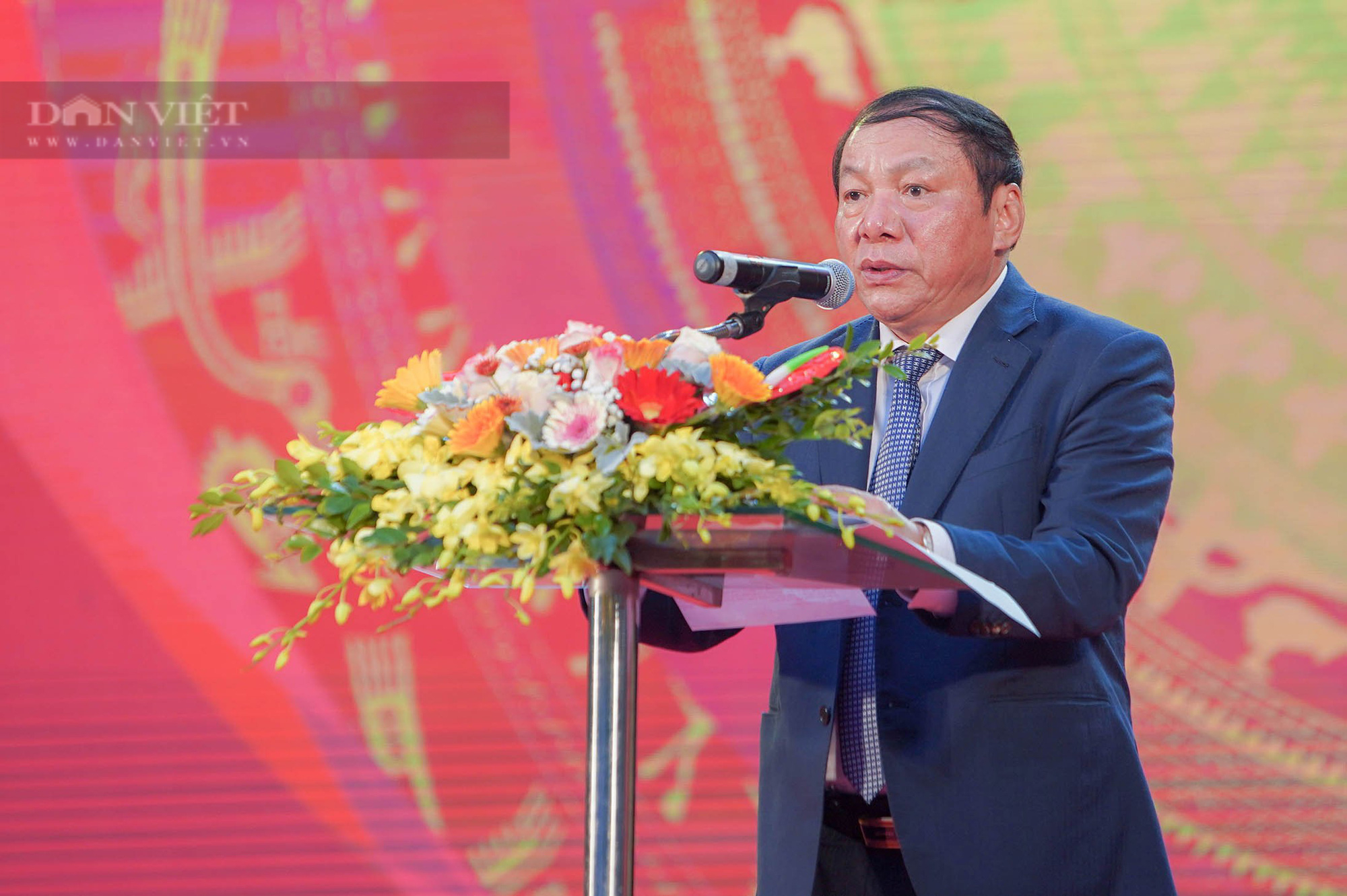 “Văn hóa phải xây dựng con người trọng lẽ phải, giàu tình thương, có khát vọng” - Ảnh 2.