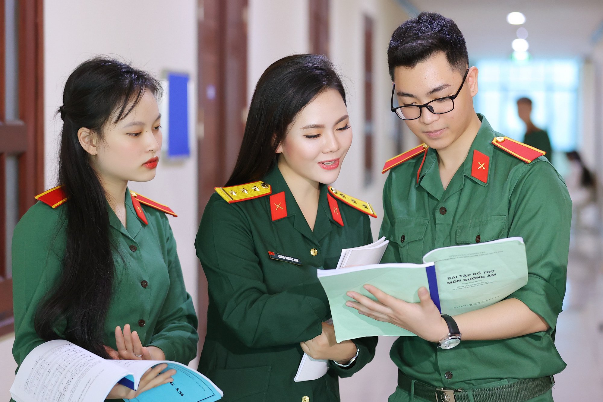 Giấc mơ trở thành cô giáo “gieo mầm hát” của chị em Quán quân Sao mai  - Ảnh 3.